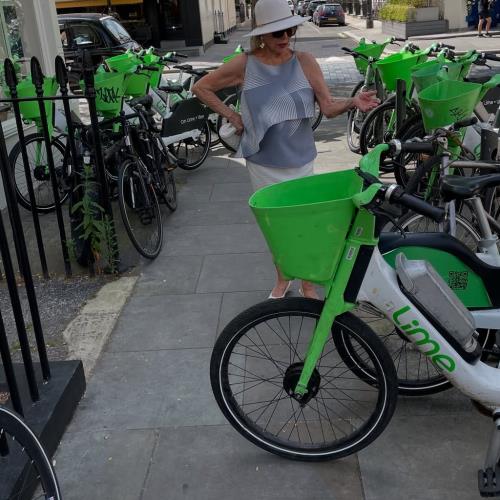 Joan Collins Lime Bike Rant – Film News