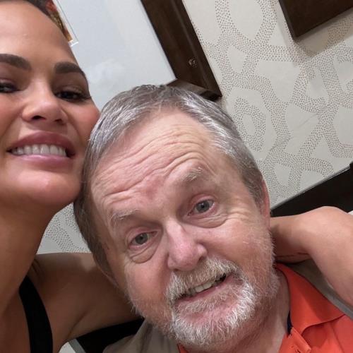 Chrissy Teigen mourns death of her father Ron Teigen
