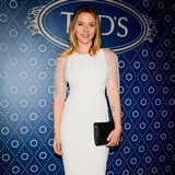 Scarlett-Johansson-shares-Leo-spark