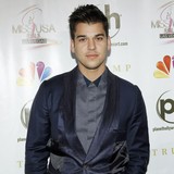 Rob-Kardashian-makes-Ora-pregnancy-claim
