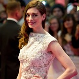 Anne-Hathaway-on-�wedding-dress-diet�