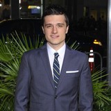 Josh-Hutcherson-no-internet-fan