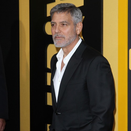 George Clooney thrilled with Julia Roberts reunion on Ticket to Paradise thumbnail