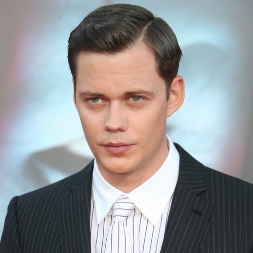 Bill Skarsgard flippant over airport drugs arrest - Vimarsana News
