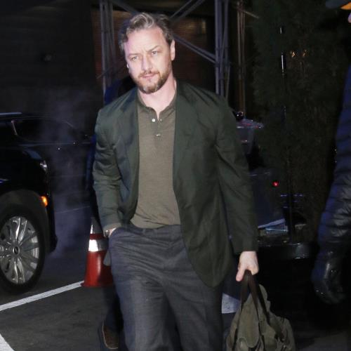 Джеймс МакЭвой признает, что режиссерский дебют был «невероятно напряженным» Джеймс МакЭвой признает, что режиссерский дебют был «невероятно напряженным»